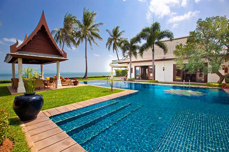 Villa thaïlandaise avec piscine.