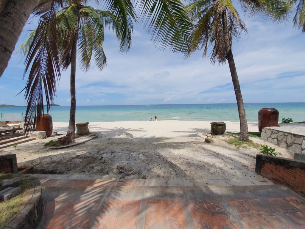Chaweng beach land