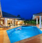 3 bedroom garden villa close to the beach