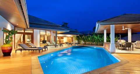 3 bedroom garden villa close to the beach