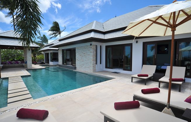 5 bedrooms, stunning sea views