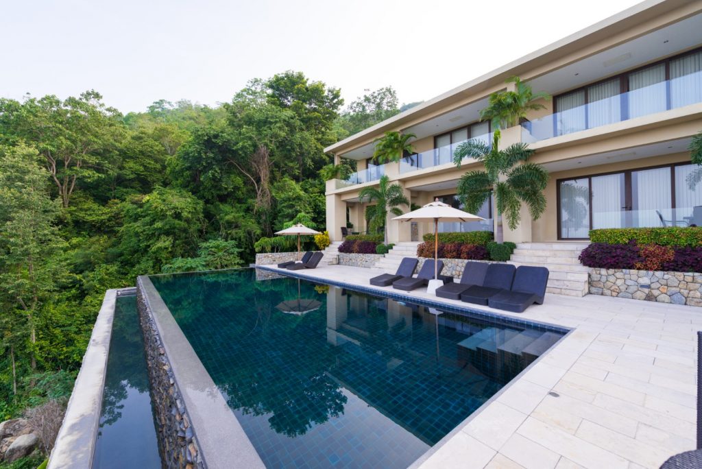 2 bedroom sea view town house