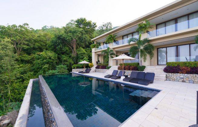 2 bedroom sea view town house