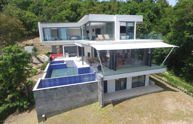 Modern villa, stunning views