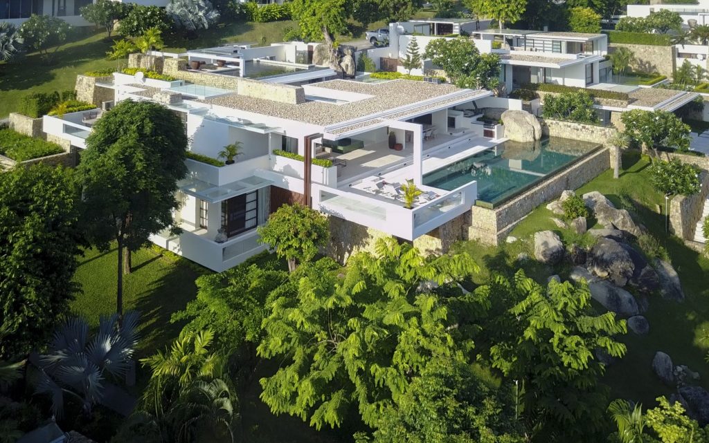 4 bedroom sea view beach access villa