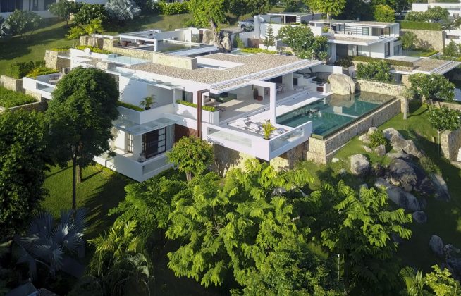 4 bedroom sea view beach access villa