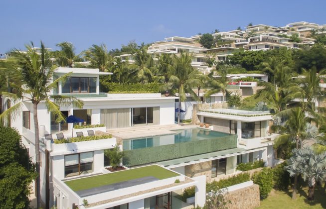 6 bedroom sea view villa