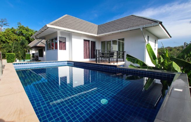 cozy 2-bedroom villa with private pool