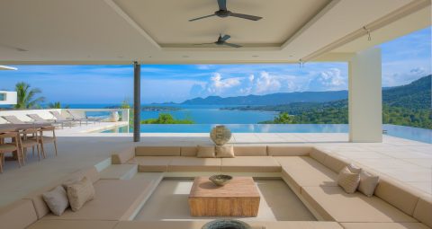 4 bedroom modern villa, stunning views