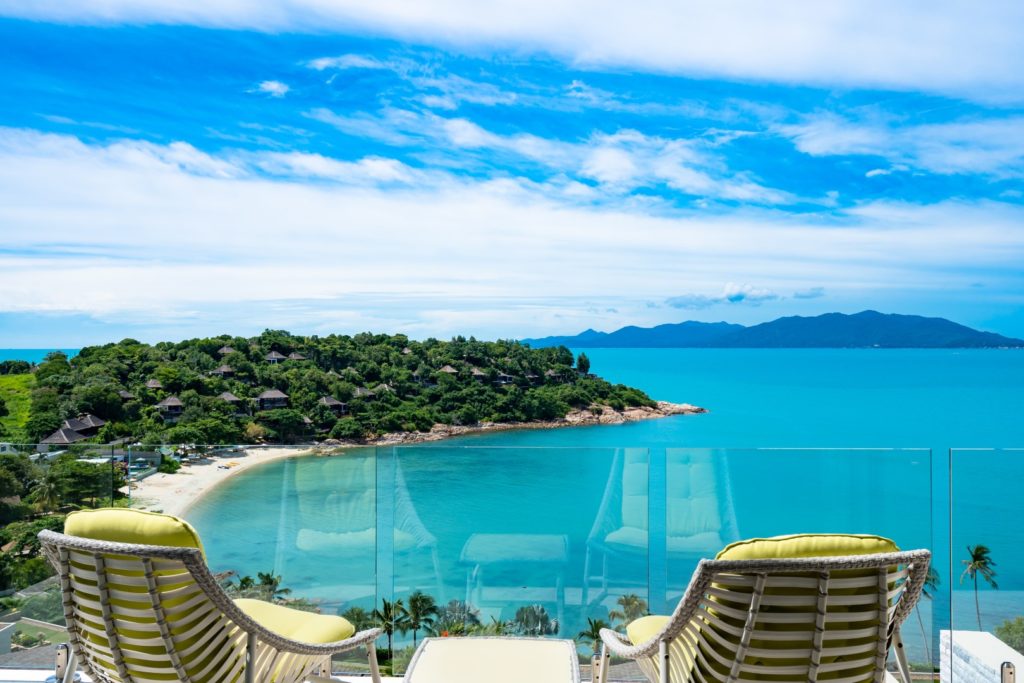 Sea view beach access 4 bedroom villa