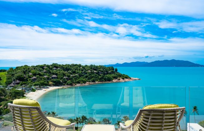 Sea view beach access 4 bedroom villa