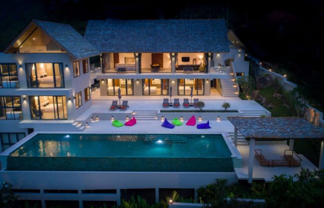 6 bedroom sea view villa