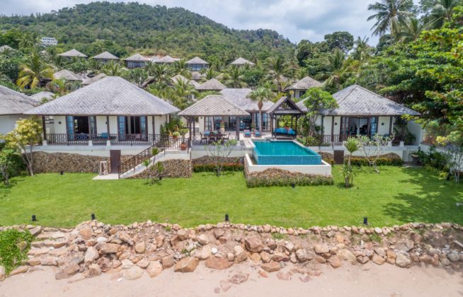 4 bedroom beach front villa