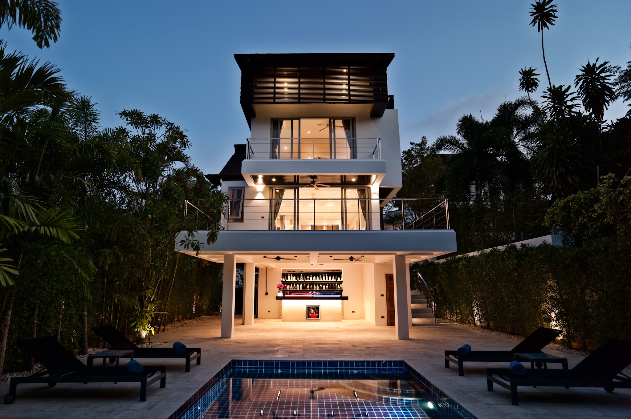 a Newly renovated 3 bedroom pool villa, convenient Plai Laem location Koh Samui