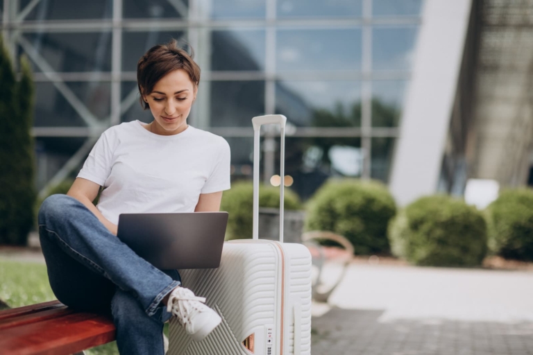 woman-travelling