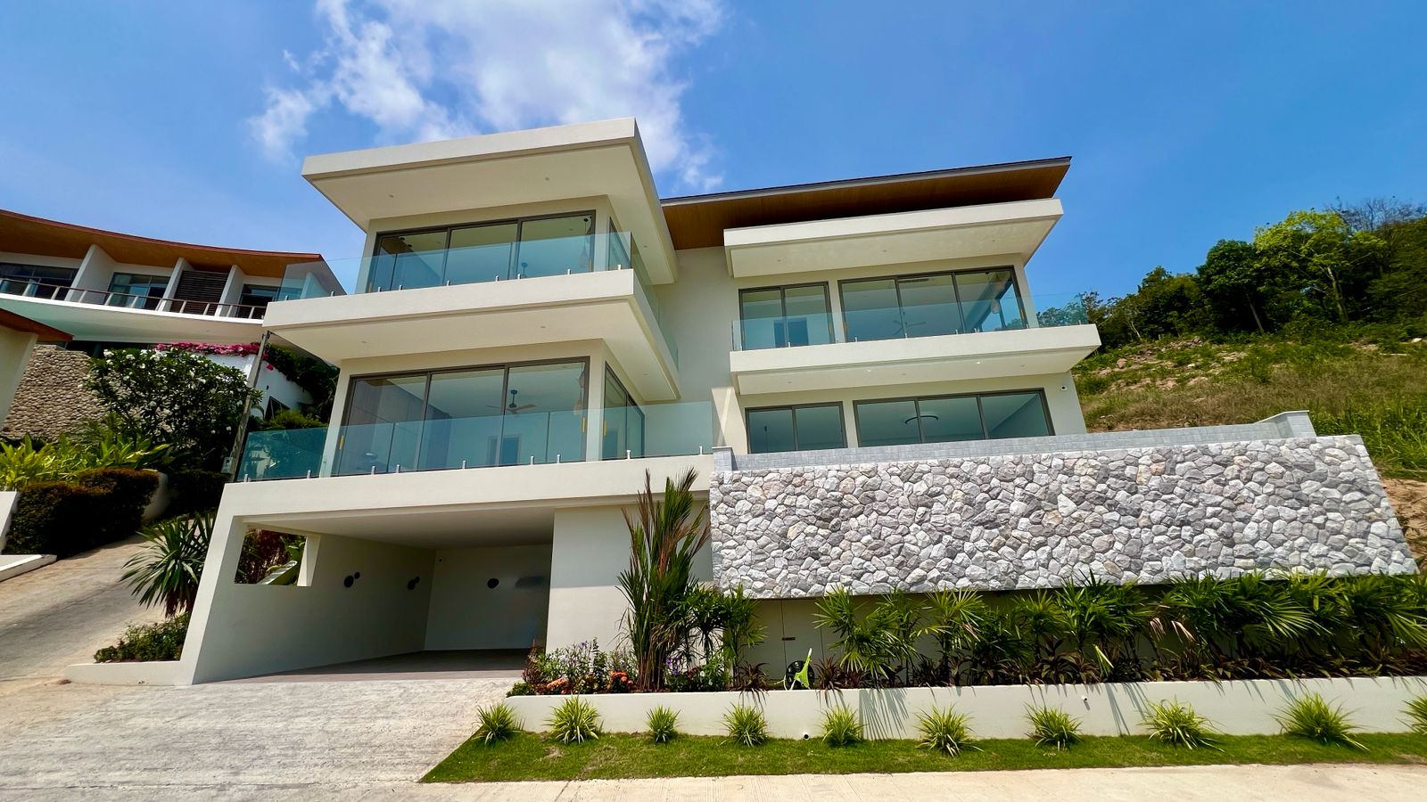 3 bedroom sea view villa with swimming pool, plai laem, koh samui, thailand