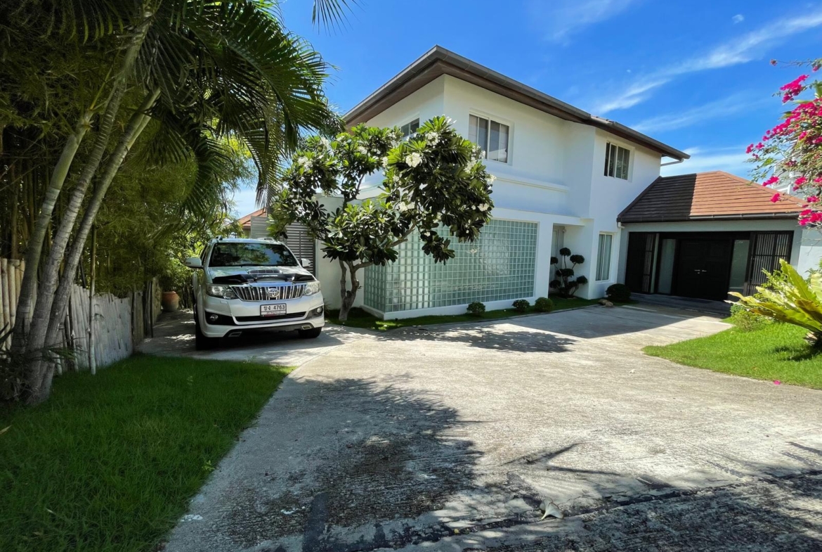 3 bed 3.5 bath Villa Property for sale in Koh Samui in Choeng Mon – HS0902