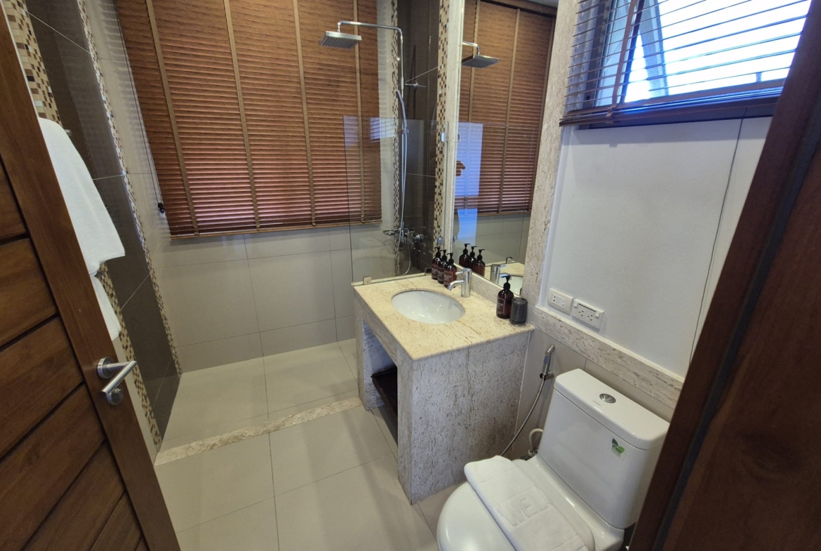 5 bed 4.5 bath Villa Property for sale in Koh Samui in Choeng Mon – HS0899