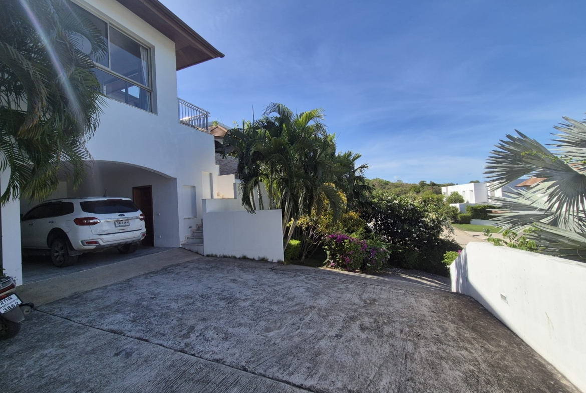 5 bed 4.5 bath Villa Property for sale in Koh Samui in Choeng Mon – HS0899