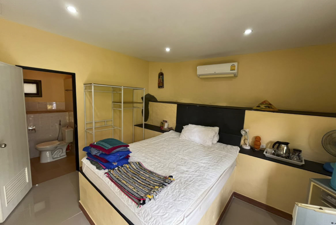 5 bed 5 bath Commercial Property for sale in Koh Samui in Chaweng Noi – HS0907