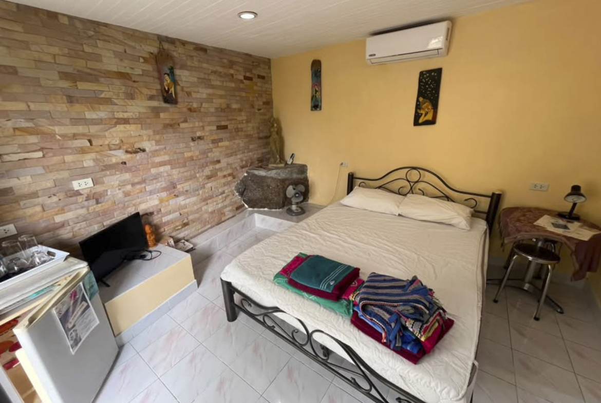 5 bed 5 bath Commercial Property for sale in Koh Samui in Chaweng Noi – HS0907