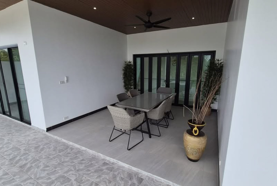 5 bed 4.5 bath Villa Property for sale in Koh Samui in Choeng Mon – HS0905