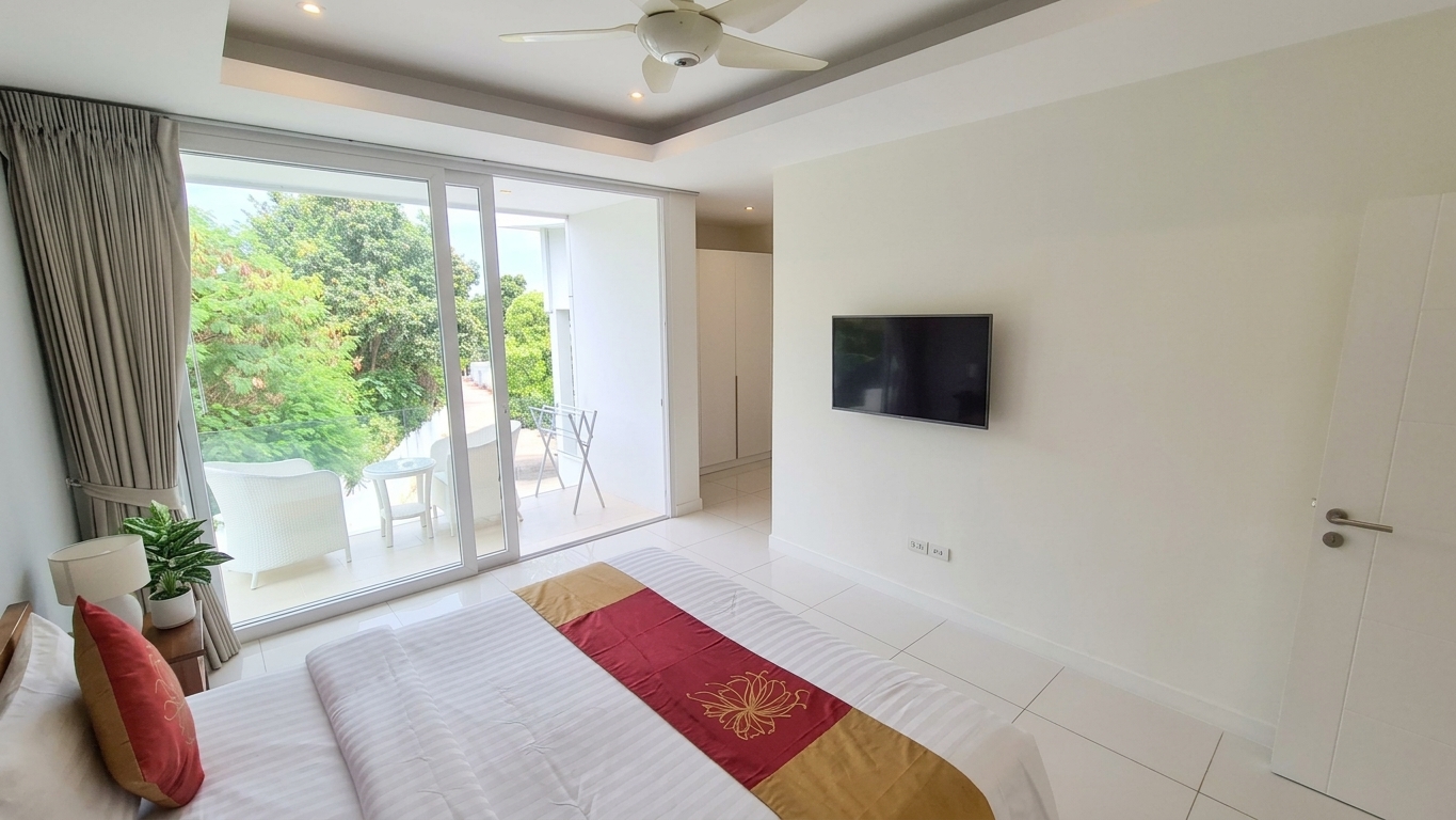 2 bed 2.5 bath Apartments / Condos  in Choeng Mon – HS0909