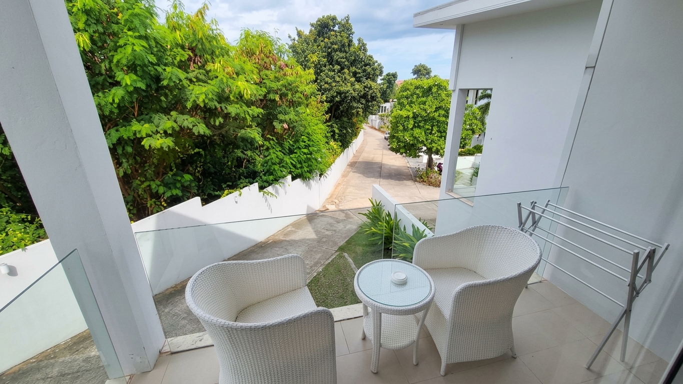 2 bed 2.5 bath Apartments / Condos  in Choeng Mon – HS0909