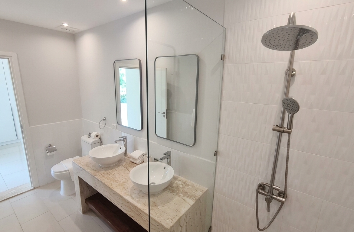 2 bed 2.5 bath Apartments / Condos  in Choeng Mon – HS0909