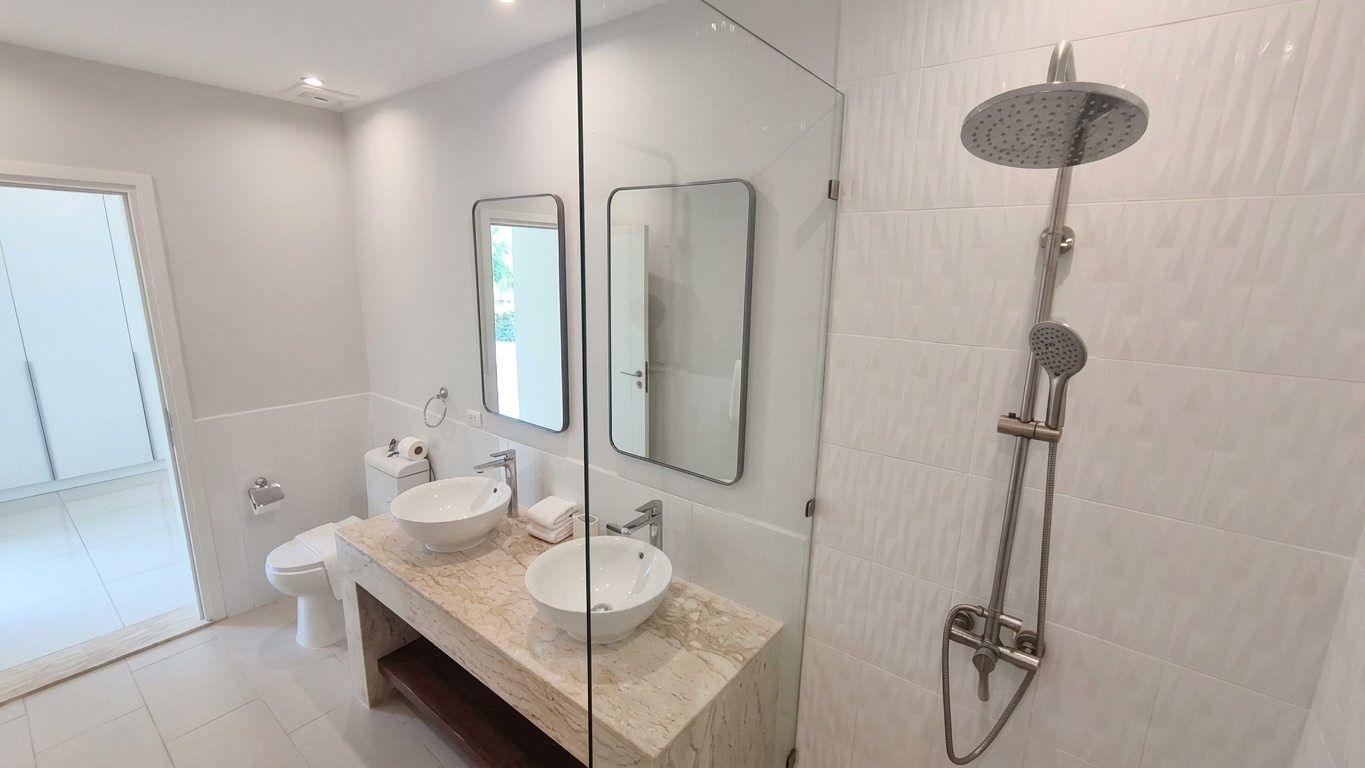 2 bed 2.5 bath Apartments / Condos  in Choeng Mon – HS0909