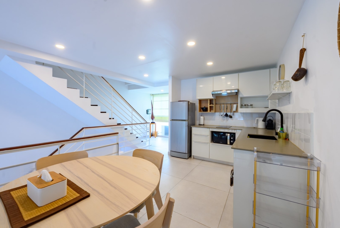 2 bed 2.5 bath Townhouse  in North East – HS0911