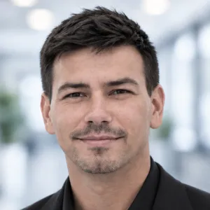Headshot of Ben Cerf